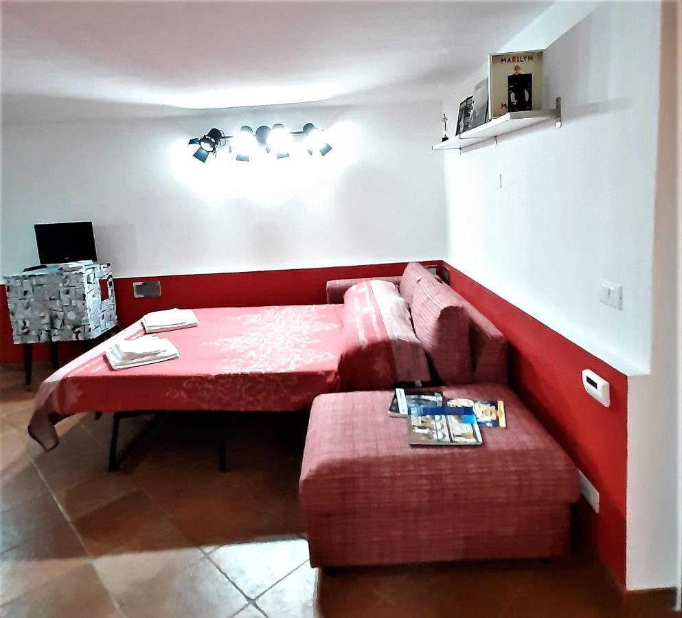 Movie Star Apartment With Garden Florenţa Exterior foto