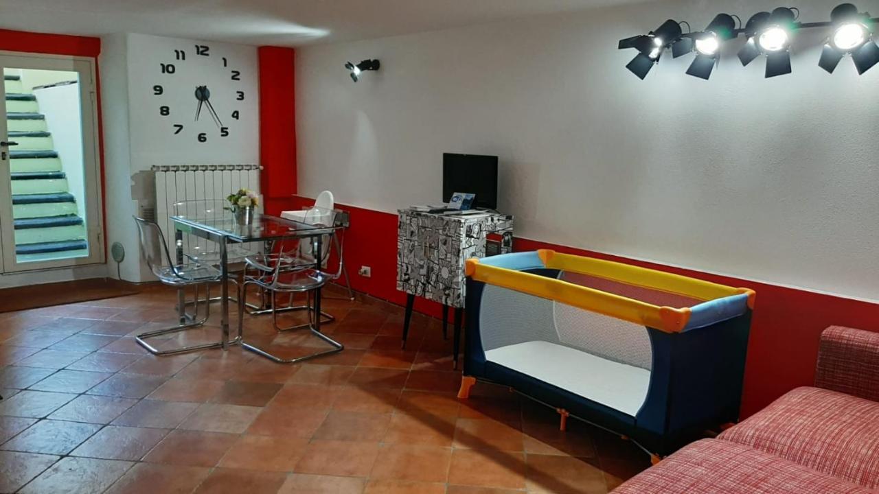 Movie Star Apartment With Garden Florenţa Exterior foto